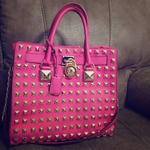 🎀 pink Michael Kors studded Hamilton